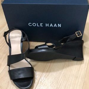EUC black wedge Cole Haan sandals